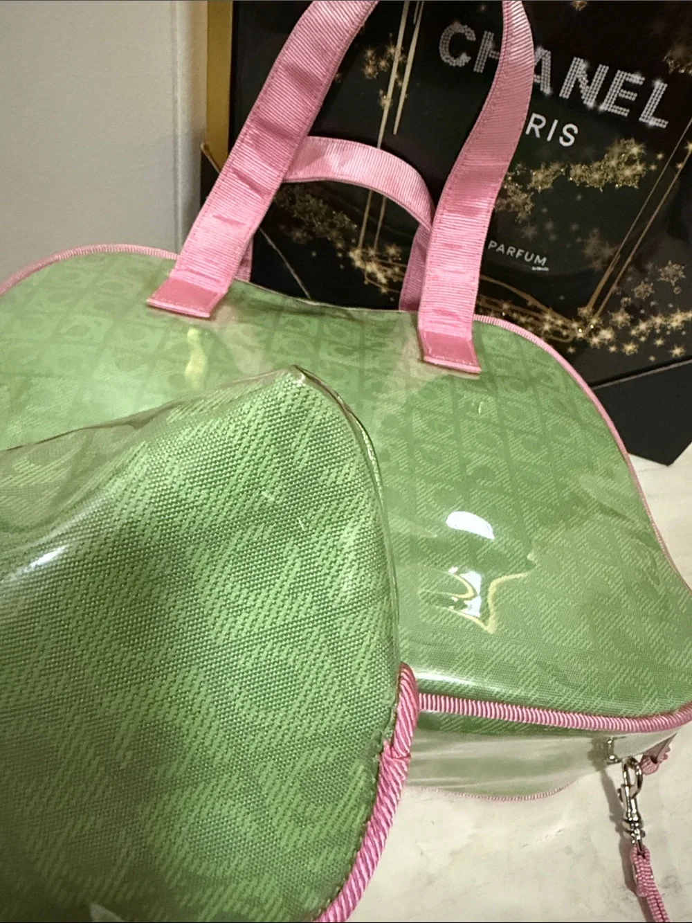 Liz Claiborne Green and Pink Cosmetic Tote with Matching Wristlet